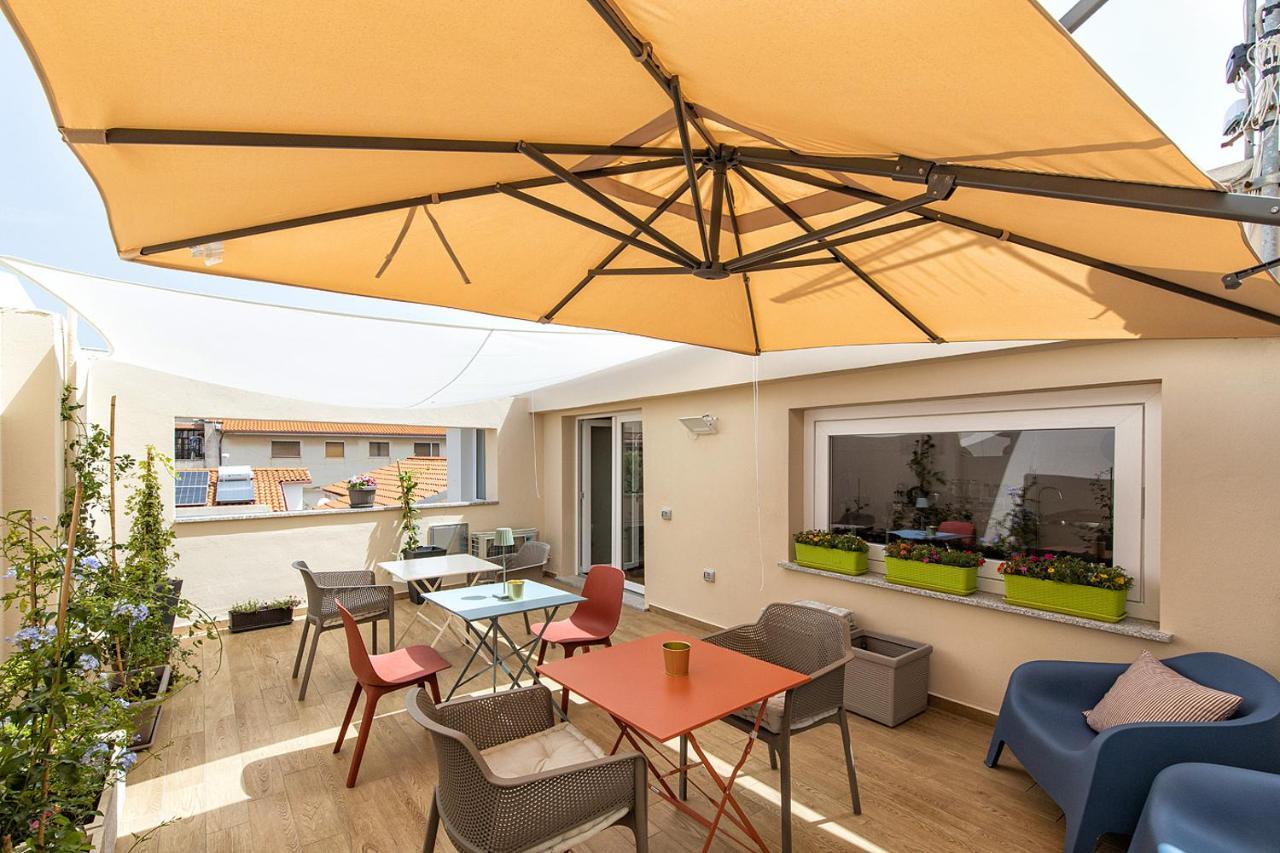 Bisu Isola Di Sant'Antioco Bed & Breakfast Bagian luar foto