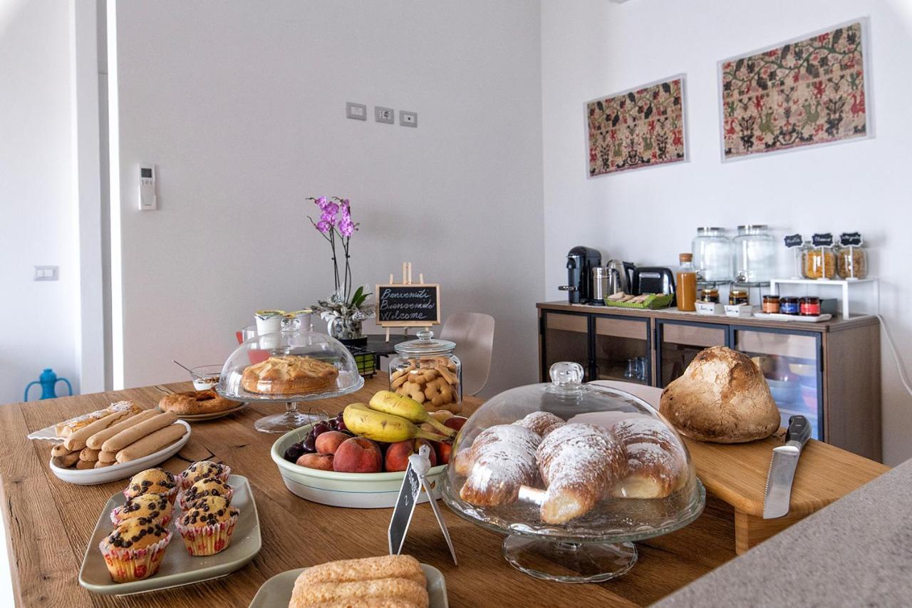 Bisu Isola Di Sant'Antioco Bed & Breakfast Bagian luar foto